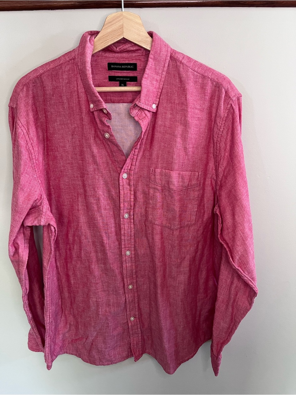 Banana Republic Mens XL Untucked Slim Fit Pink Cotton Button Down Shirt